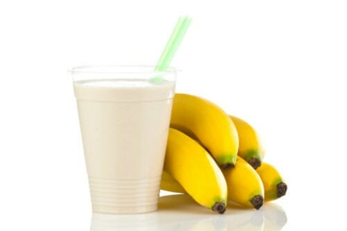 banana smoothie with apple juice