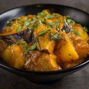 Aloo Baingan Tharkari Recipe – Superior Delicacies