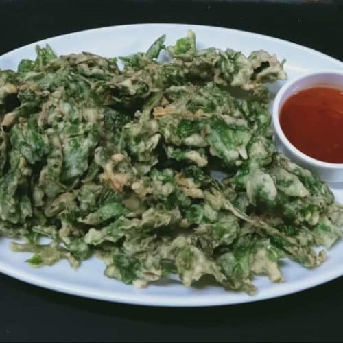 Fried Spinach Leaves with Mushrooms