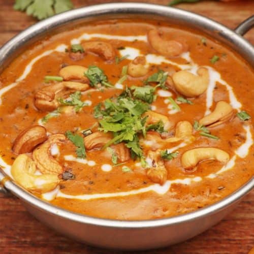 Chicken Curry with Cashewnuts and Curd