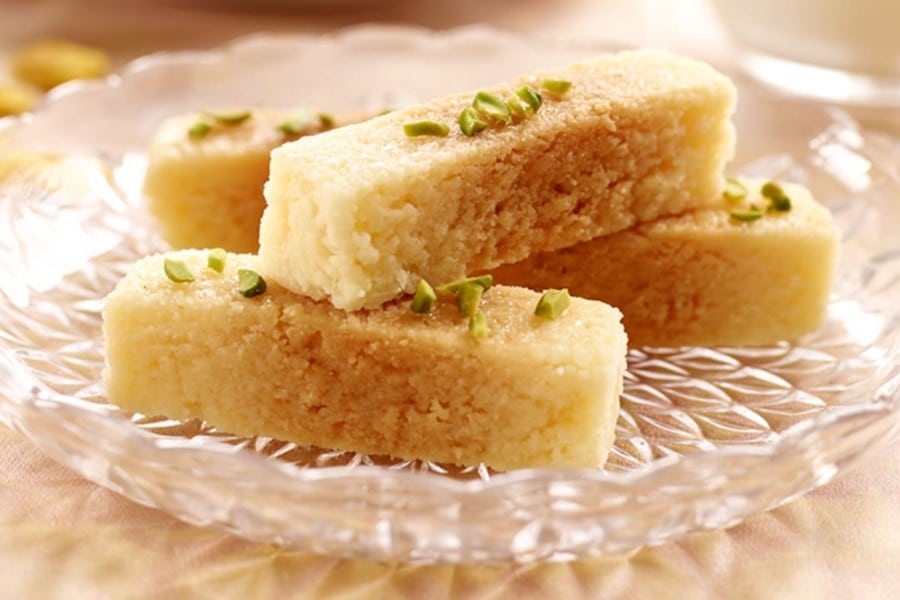 Kobbari Mithai (Dry Coconut Burfi) Recipe