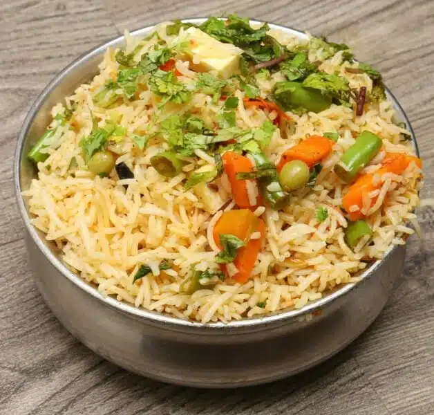 வெஜிடபிள் பிரியாணி / Vegetable Biryani