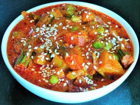 Stir-fried spicy potato dish