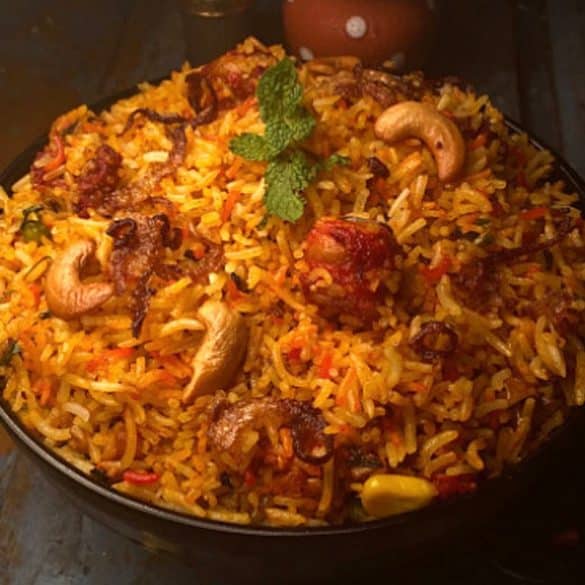 செட்டிநாடு ஸ்டைல் மஷ்ரூம் பிரியாணி - Chettinad Mushroom Biryani Recipe ...