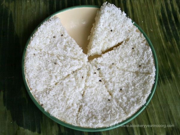 Paputtu cut into triangles and set in a place before serving